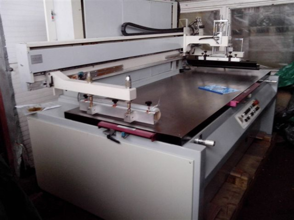 WJ-PS 8022 полуавтоматический станок для трафаретной печати WJ-PS 8022 полуавтоматический станок для трафаретной печати