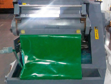 Тигельный пресс для высечки и биговки ML-750