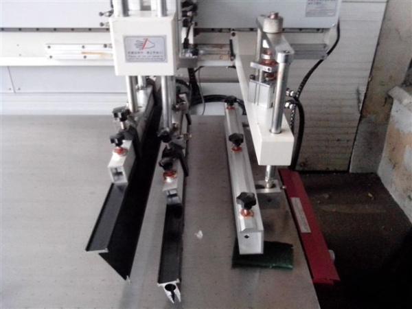 WJ-PS 8022 полуавтоматический станок для трафаретной печати WJ-PS 8022 полуавтоматический станок для трафаретной печати