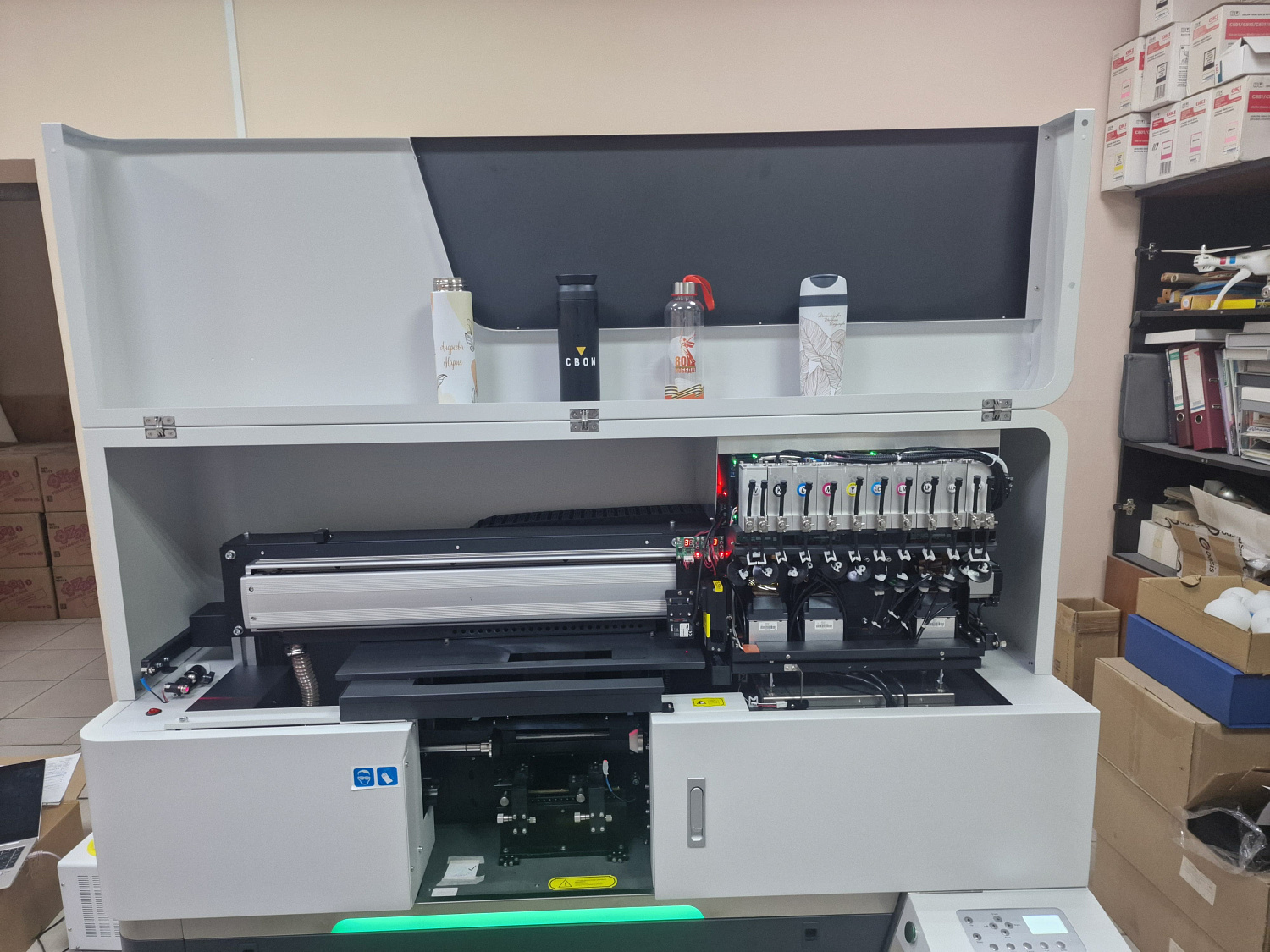 Запуск UV принтера для печати по цилиндру и конусу CND-220 в Белгороде
