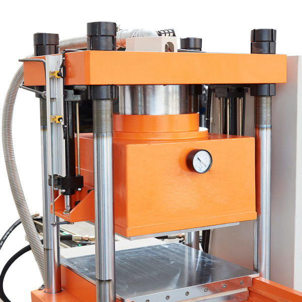 Машина для формирования силиконовых этикеток ZY-S081