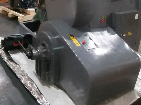 Тигельный пресс для высечки и биговки ML 1100 Тигельный пресс для высечки и биговки ML 1100