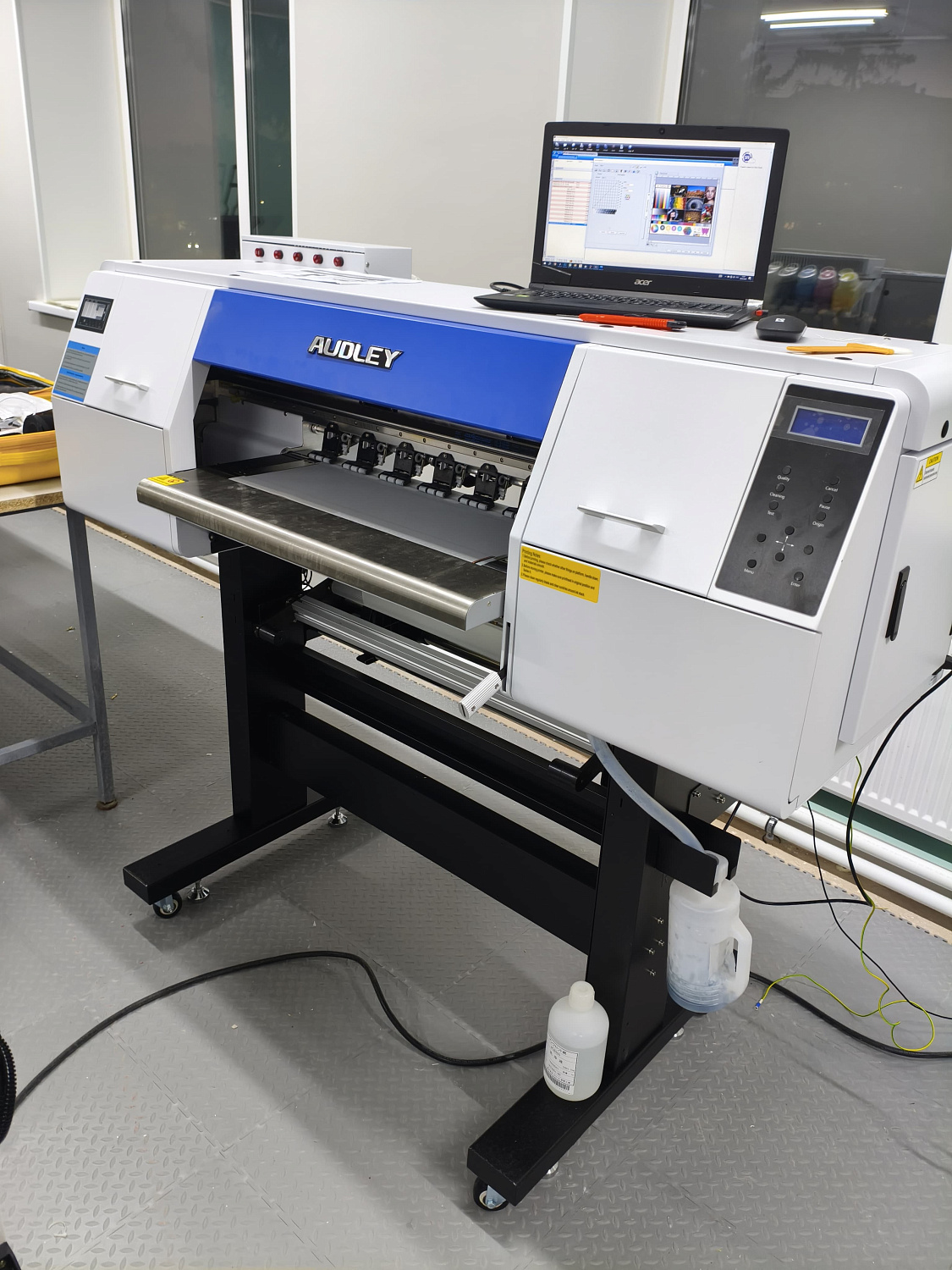 Запуск DTF комплекса AUDLEY ZX6002 в Леногорске