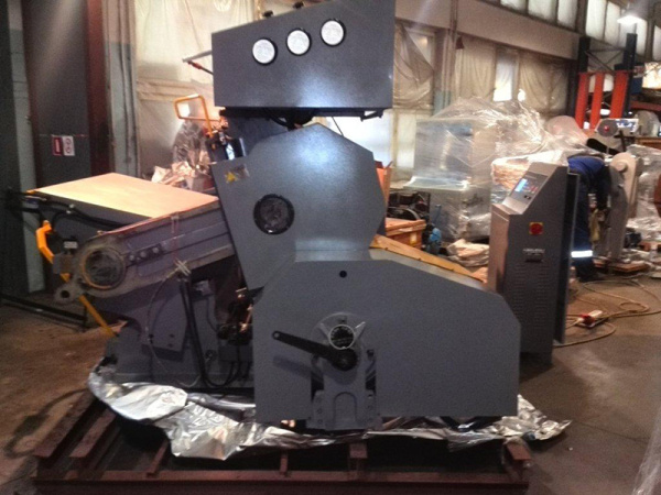 Тигельный пресс ТYMВ 1100 Тигельный пресс ТYMВ 1100