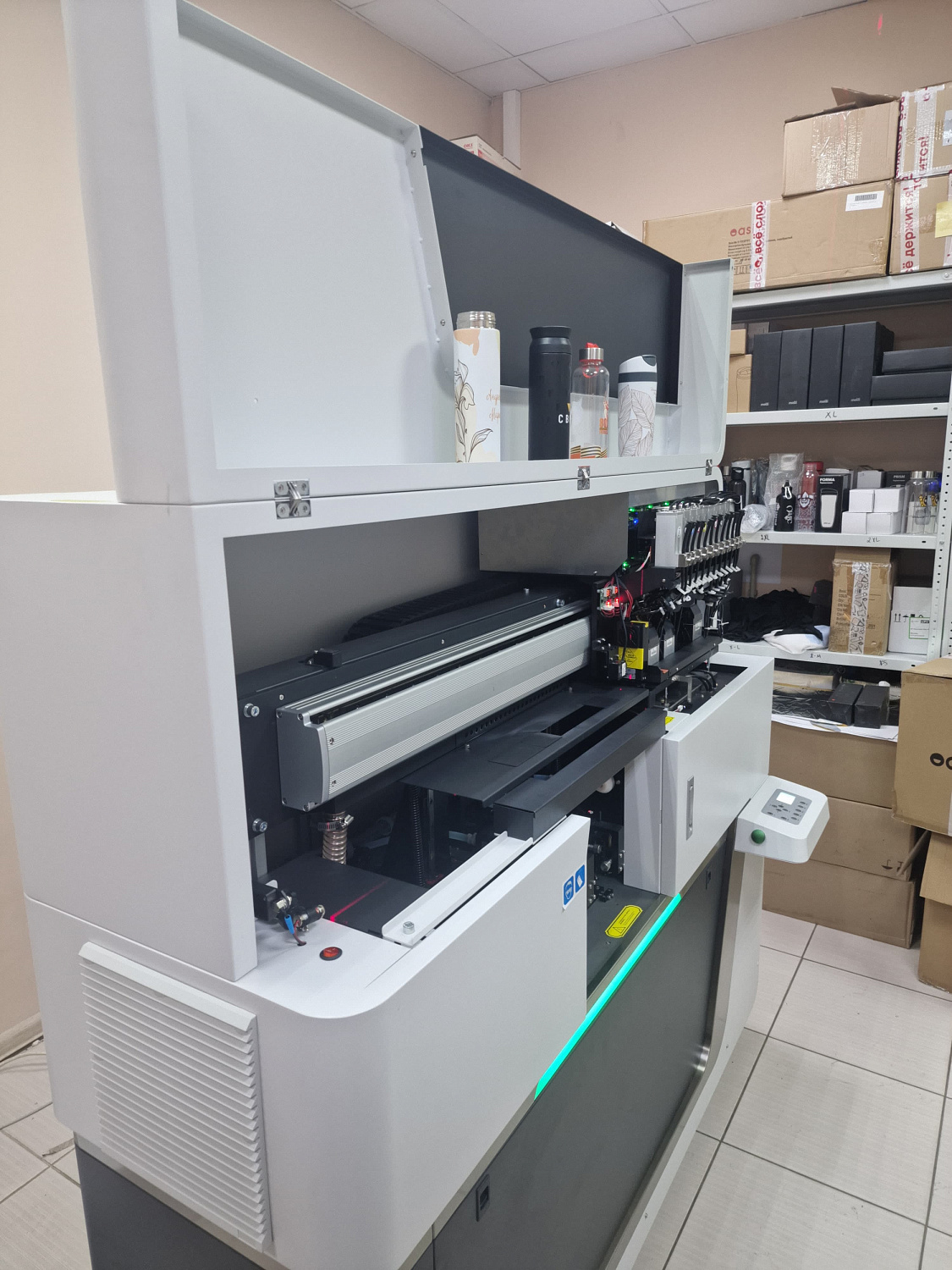 Запуск UV принтера для печати по цилиндру и конусу CND-220 в Белгороде