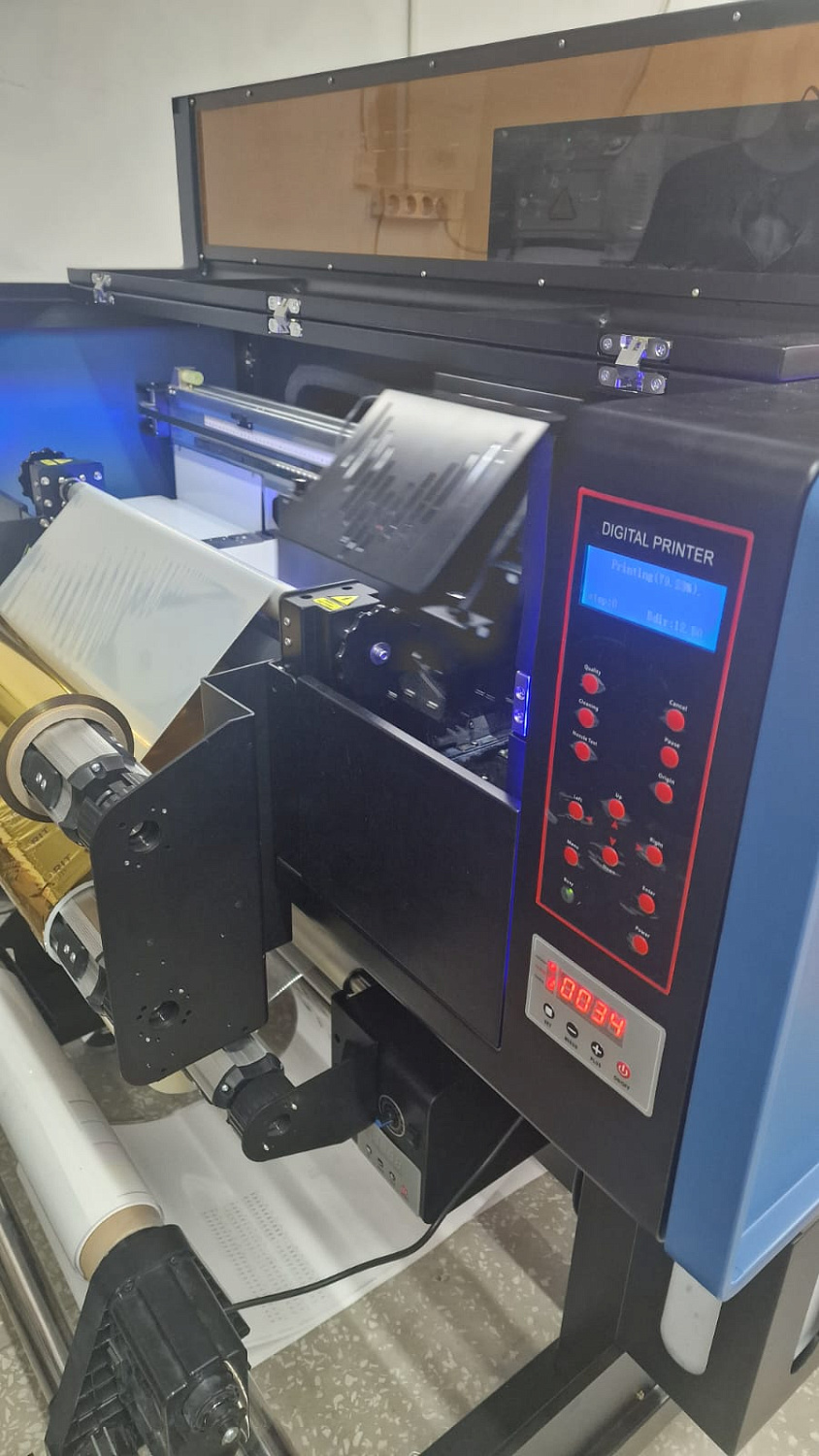 Запуск UV DTF-принтера GOLD F45 в Махачкале