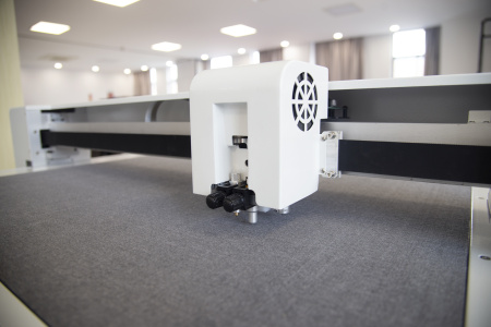 Планшетный режущий плоттер SAGA FCT6698 Планшетный режущий плоттер SAGA FCT6698