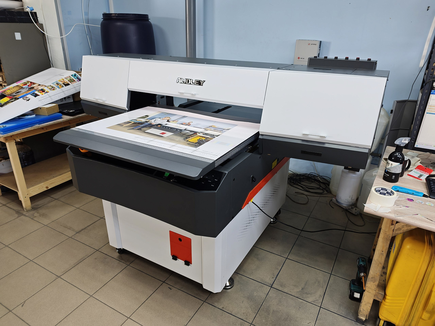Запуск УФ-принтера Audley UV-9060 в Ухте