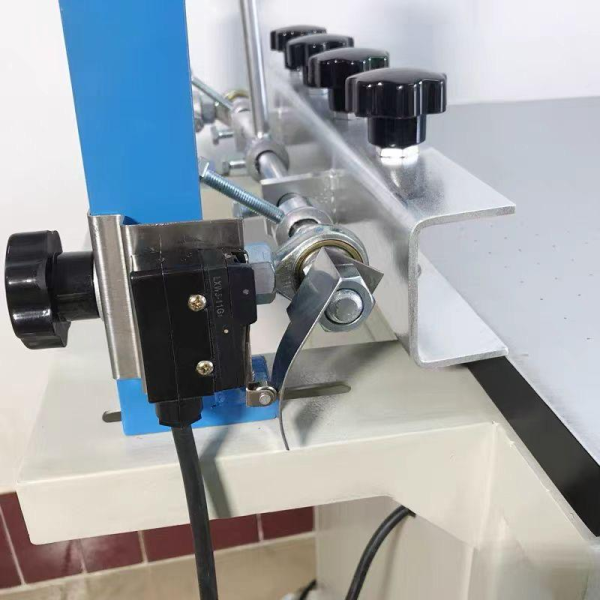 Ручной трафаретный станок MAGNUM 5070 с вакуумным столом Ручной трафаретный станок MAGNUM 5070 с вакуумным столом