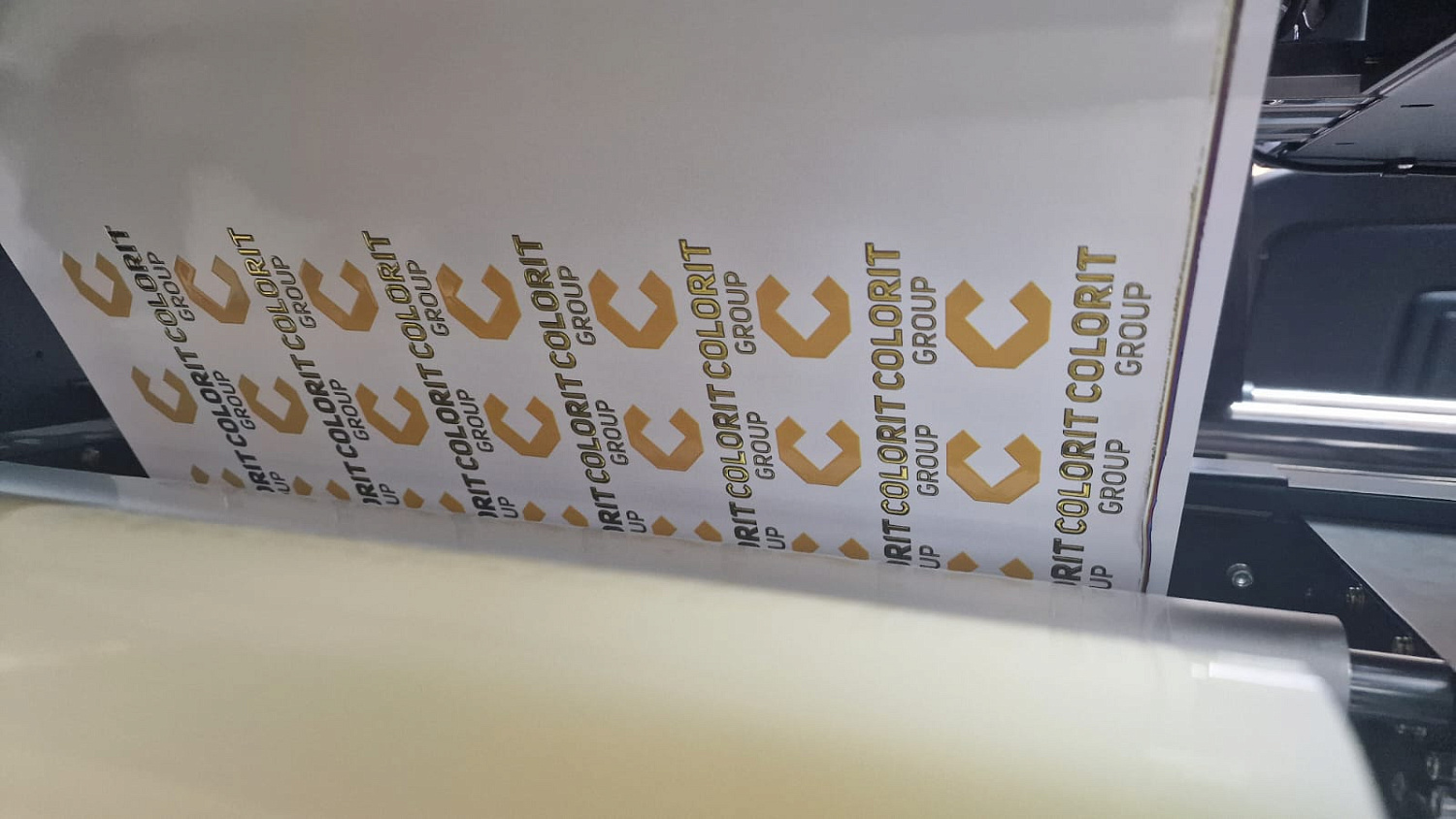 Запуск UV DTF-принтера GOLD F45 в Махачкале