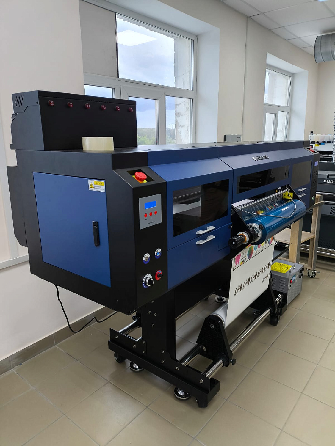 Запуск UV DTF принтера AUDLEY STORM в Екатеринбурге